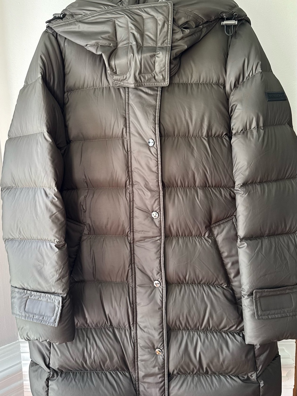 Burberry Women’s Strettingham Olive Green Down Puffer Coat Size Medium